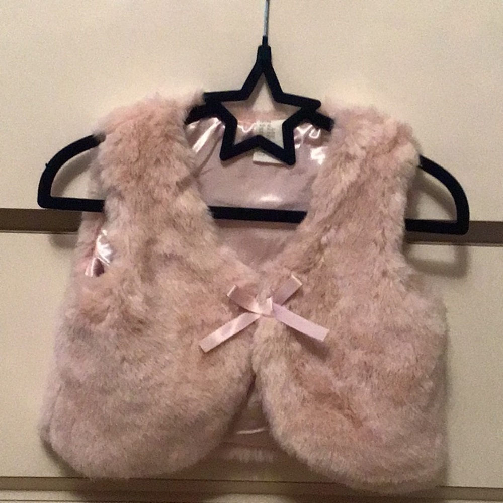 Pink faux fur vest for kids